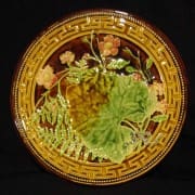 Leaf plate with Greek key border