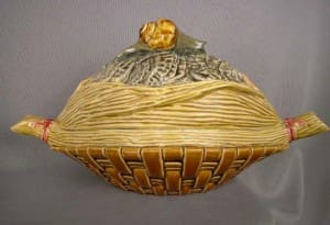 Escargot tureen