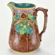 Acorn fence pitcher