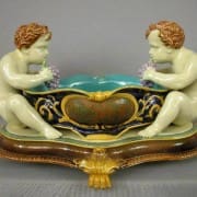 Putti and grapes table center