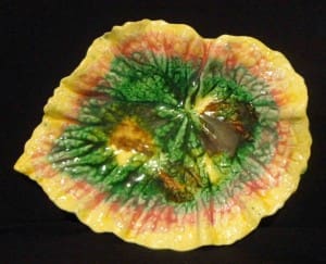 Begonia leaf dish