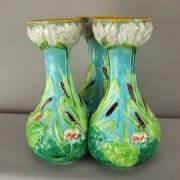 George Jones pond lily and bulrush triple posey vase