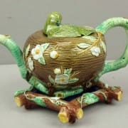 Bird on nest teapot with stand