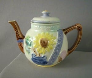 Sunflower and Urn teapot