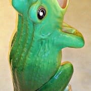 Singing frog walking stick stand