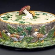 Minton fox and duck game pie dish with mushroom finial