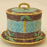 Bamboo and basketweave cheese keeper