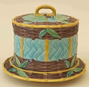 Bamboo and basketweave cheese keeper